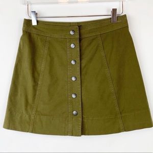 madewell army green snap skirt